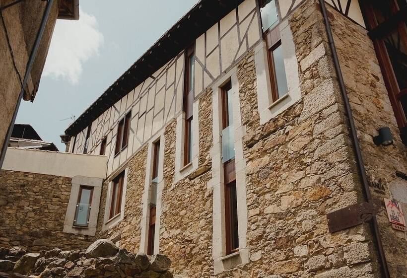 פנסיון Posada Miranda