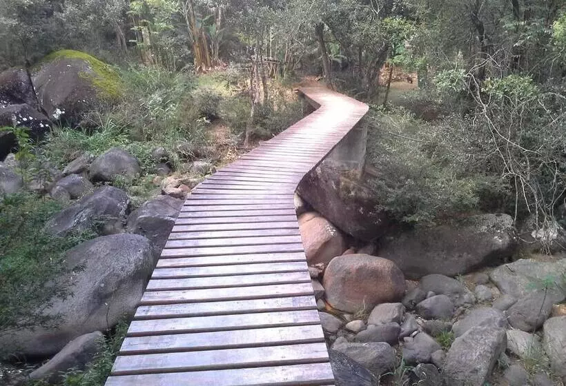 Majatalo Pousada Estância Rio Acima
