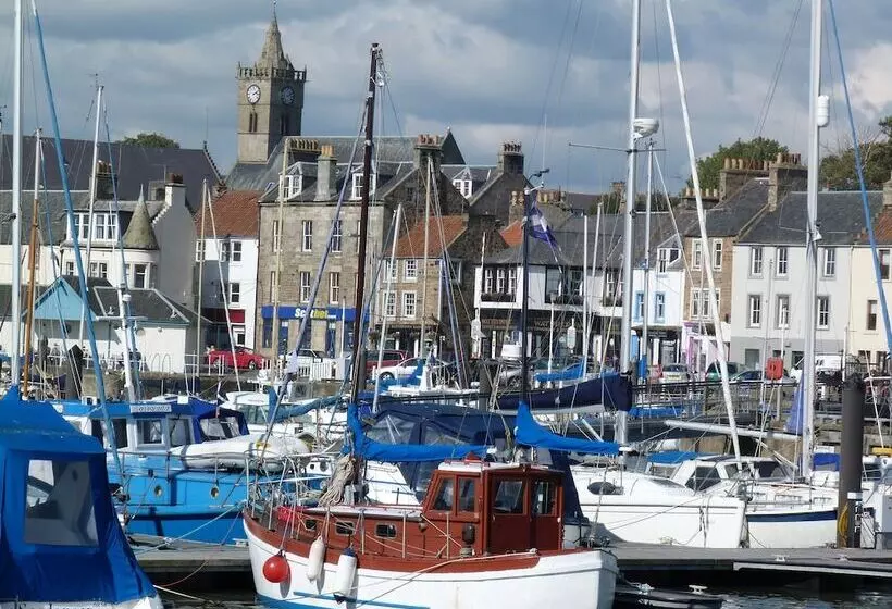 Majatalo The Waterfront