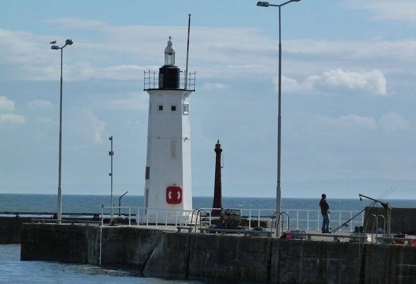 פנסיון The Waterfront