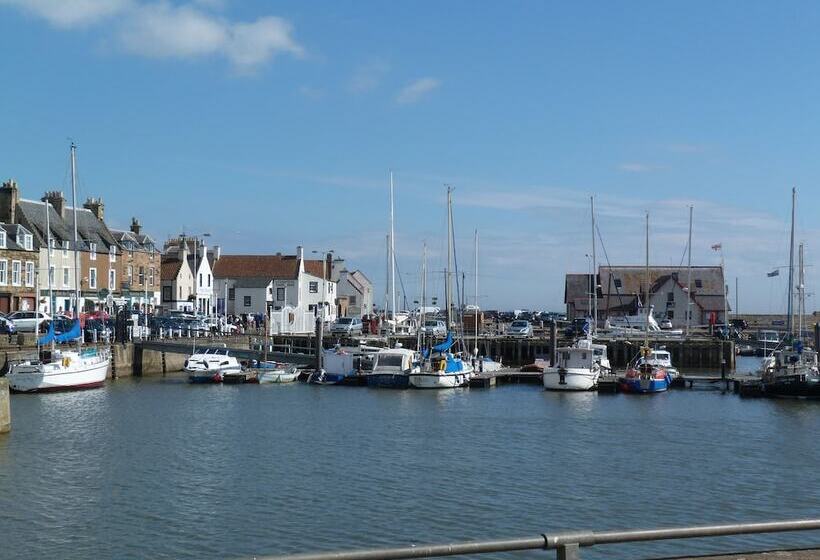 פנסיון The Waterfront