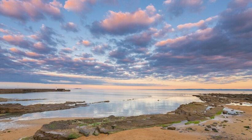 פנסיון The Waterfront