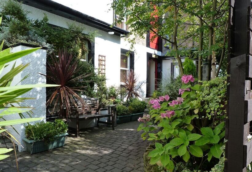 פנסיון The Waterfront