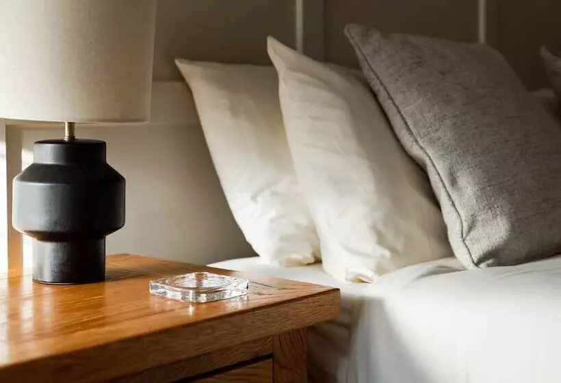 Majatalo The Waterfront