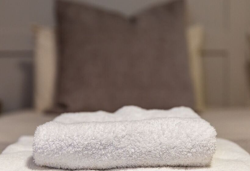 פנסיון The Waterfront