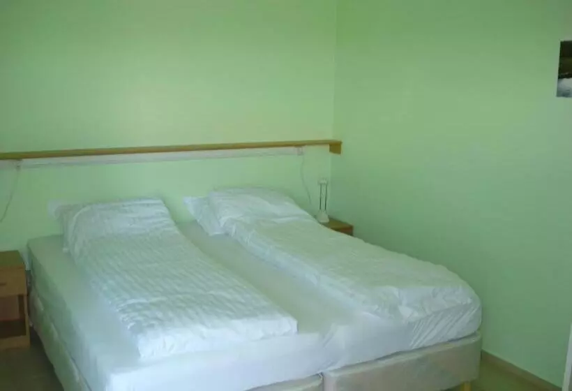 پانسیون Vinland Guesthouse