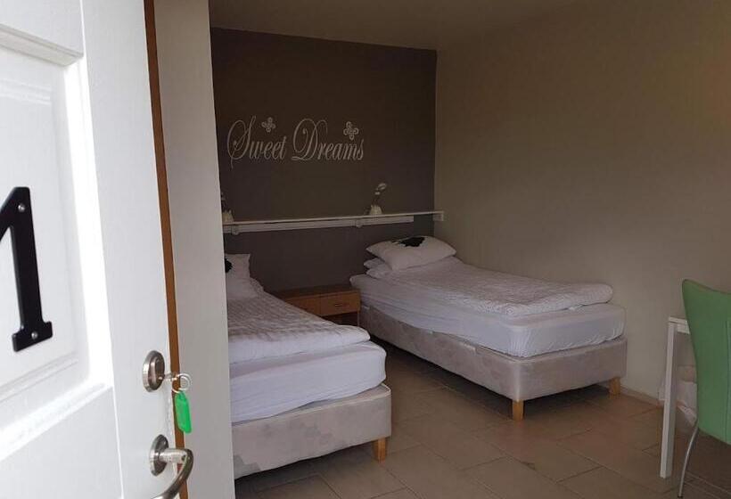 پانسیون Vinland Guesthouse