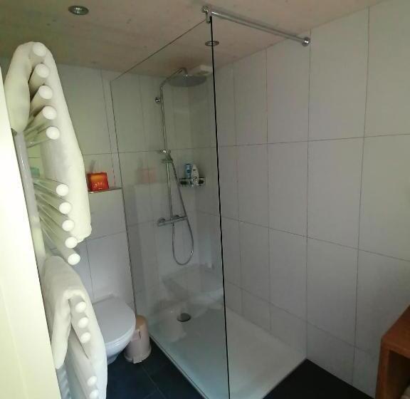 הוסטל Gasthaus Bären Schlatt