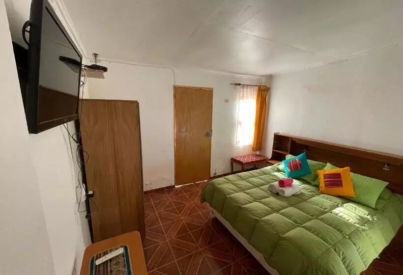 هاستل Hostal Las Kañas