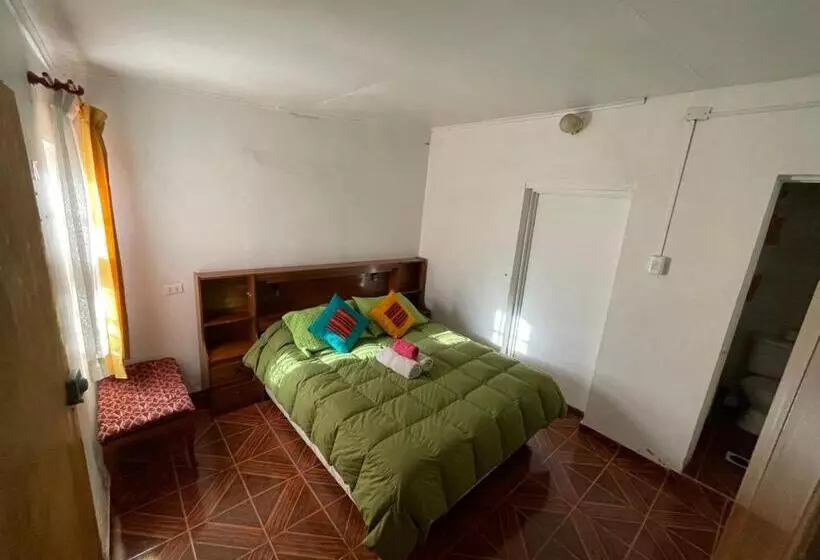 هاستل Hostal Las Kañas