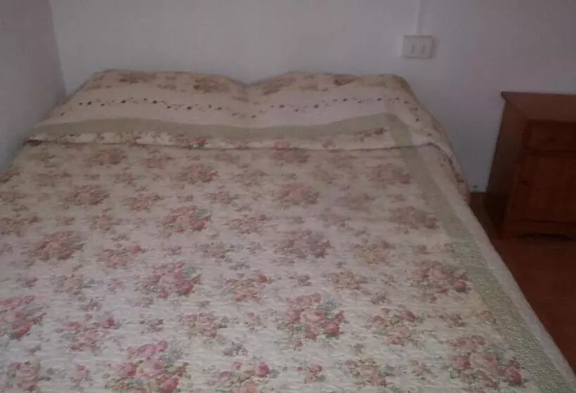 هاستل Hostal Las Kañas