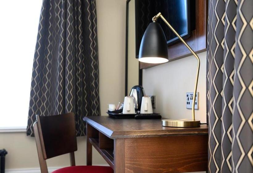 فندق صغير Miller & Carter Aughton By Innkeeper's Collection