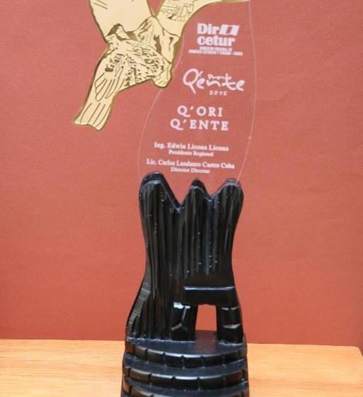 ユースホステル Picol Hostal