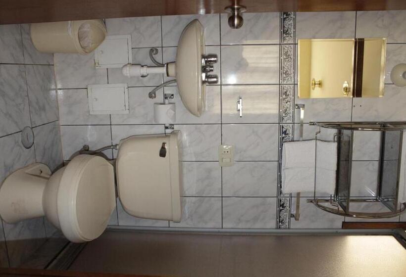 ユースホステル Picol Hostal