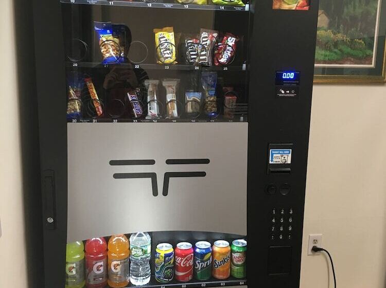 ユースホステル Waterford Inn