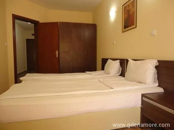 Apart Hotel Apolonia Palace