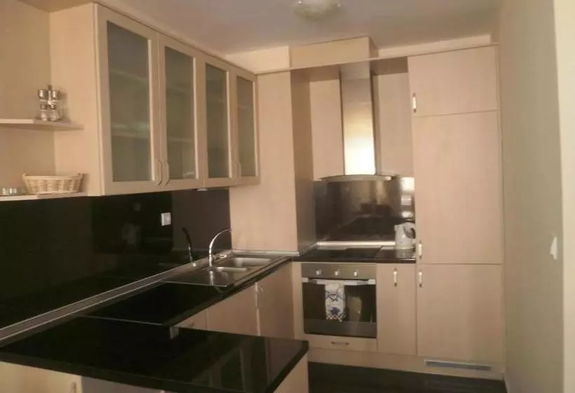 Apart Hotel Apolonia Palace