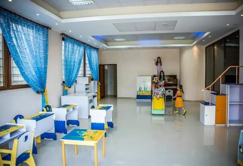 Apart Hotel Apolonia Palace