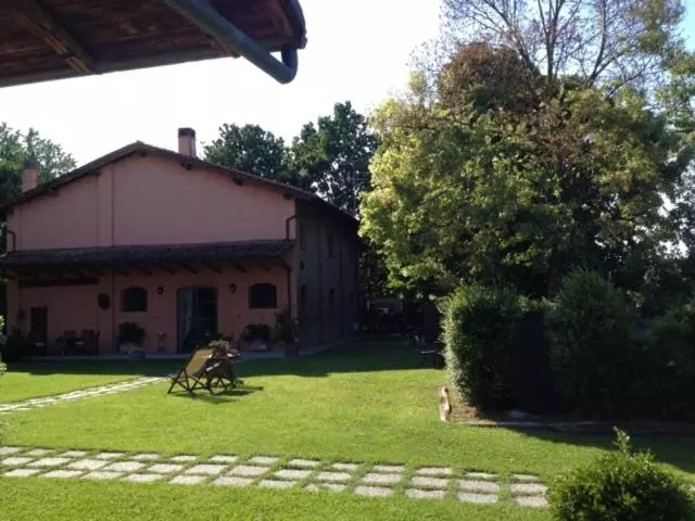 ホテル Società Agricola Le More Agriturismo La Dondina