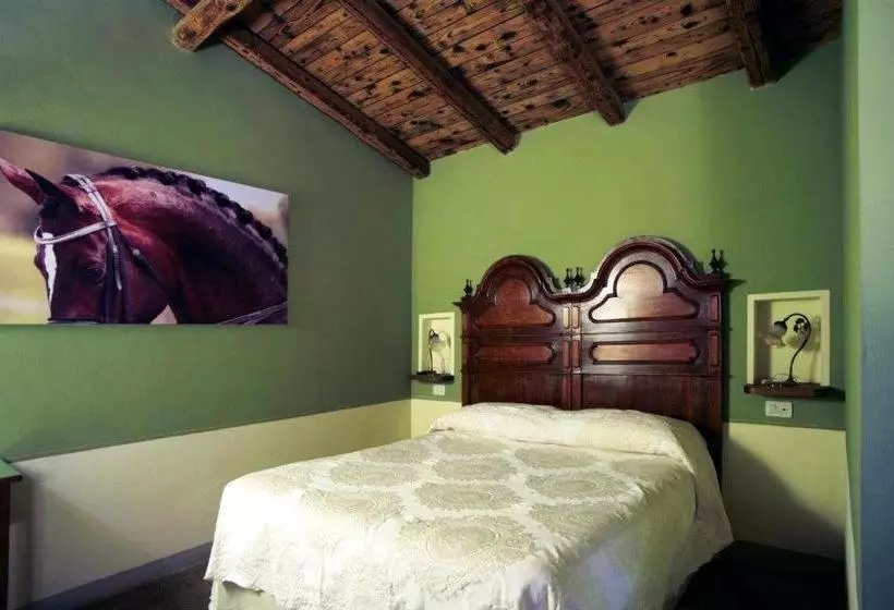 ホテル Società Agricola Le More Agriturismo La Dondina