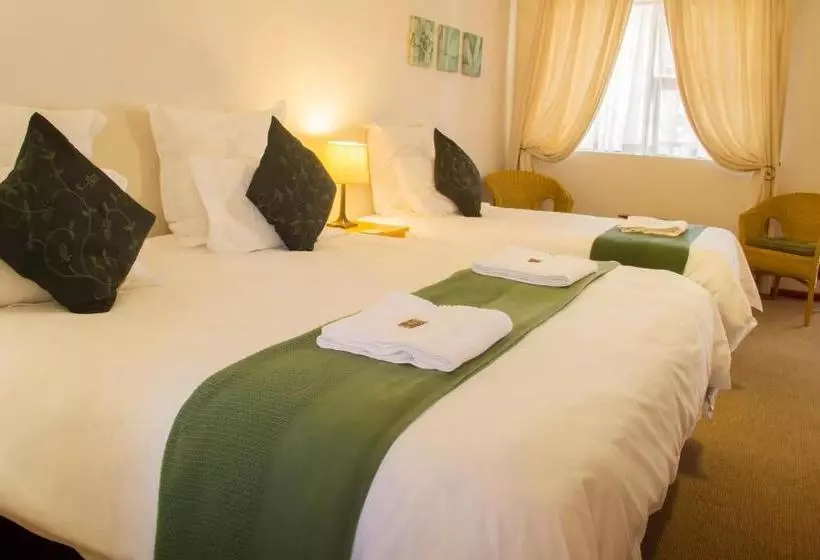 Majatalo Albert Road Garden Guest House