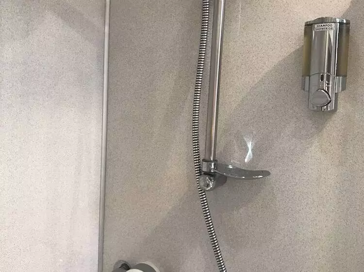 Majatalo Cornerways Guest House