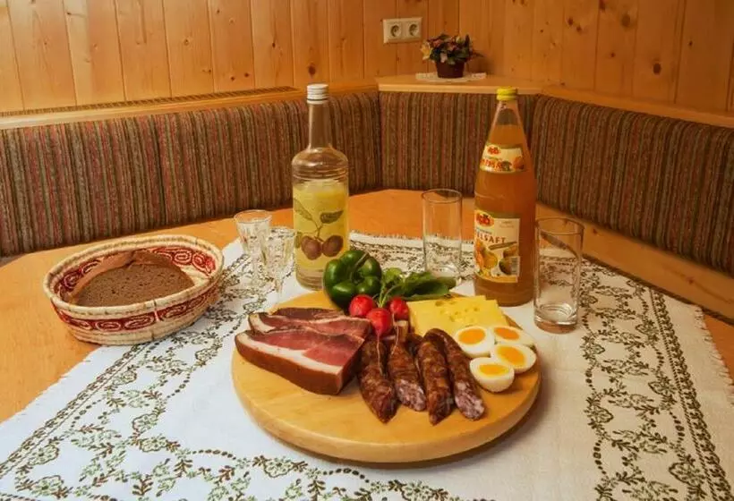 ペンション Gasserhütte