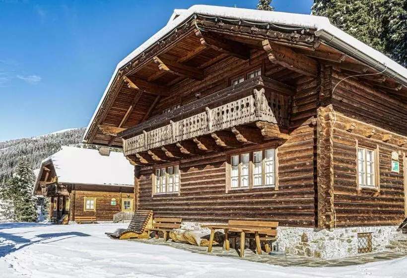 ペンション Gasserhütte