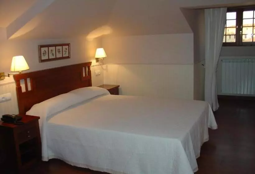 ペンション Hospederia El Fielato