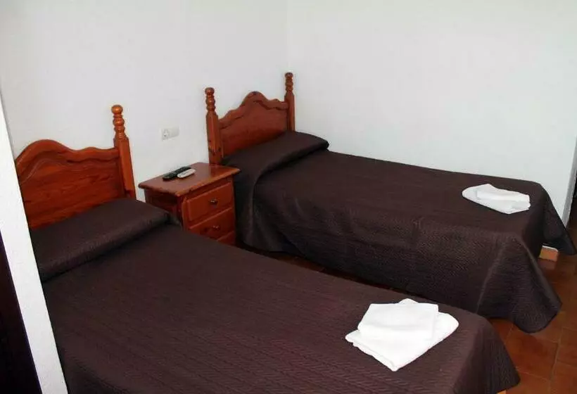 Majatalo Hostal Montilla Sotogrande