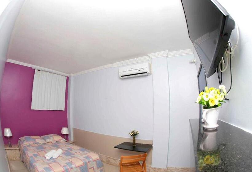 پانسیون Pousada Ferreira