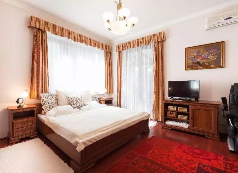 ペンション Villa Cecile