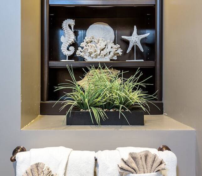 Hostel Bouchard Restaurant & Inn