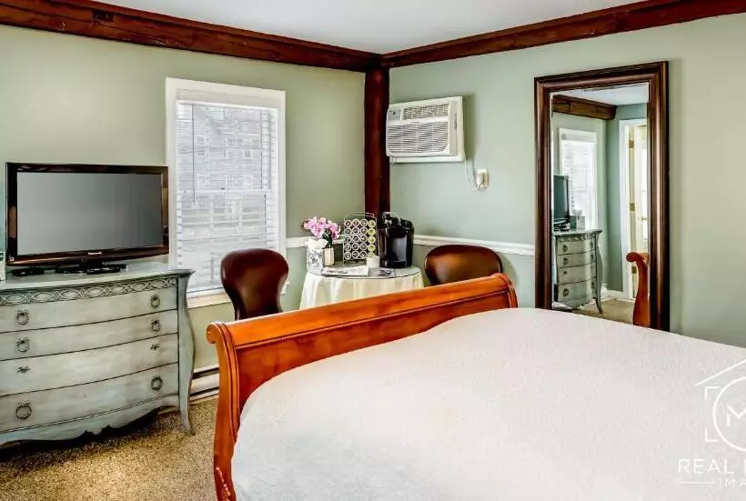 Retkeilymaja Bouchard Restaurant & Inn