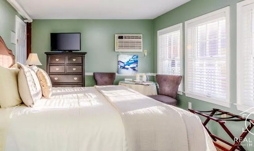 Retkeilymaja Bouchard Restaurant & Inn