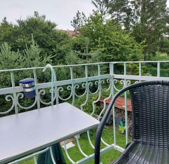 פנסיון Azalka Penzion