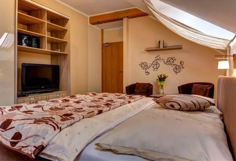 Majatalo Penzion Sankt Johann