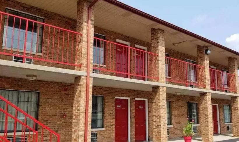 ユースホステル Americas Inn Bardstown