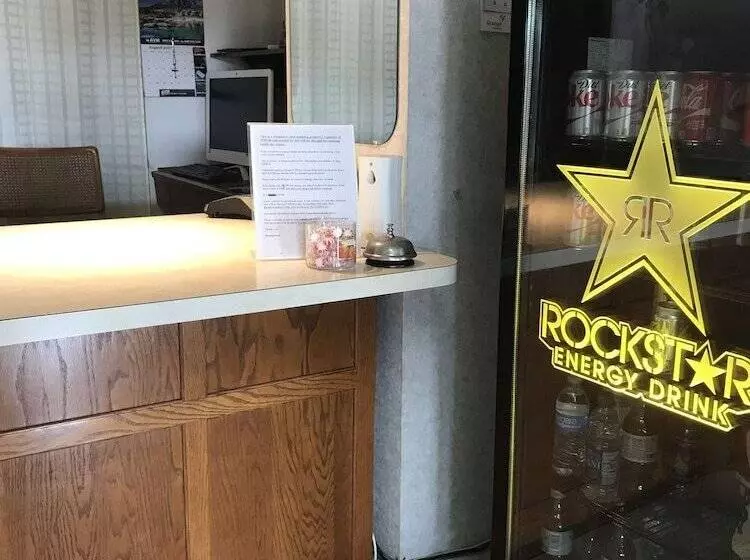 ユースホステル Americas Inn Bardstown