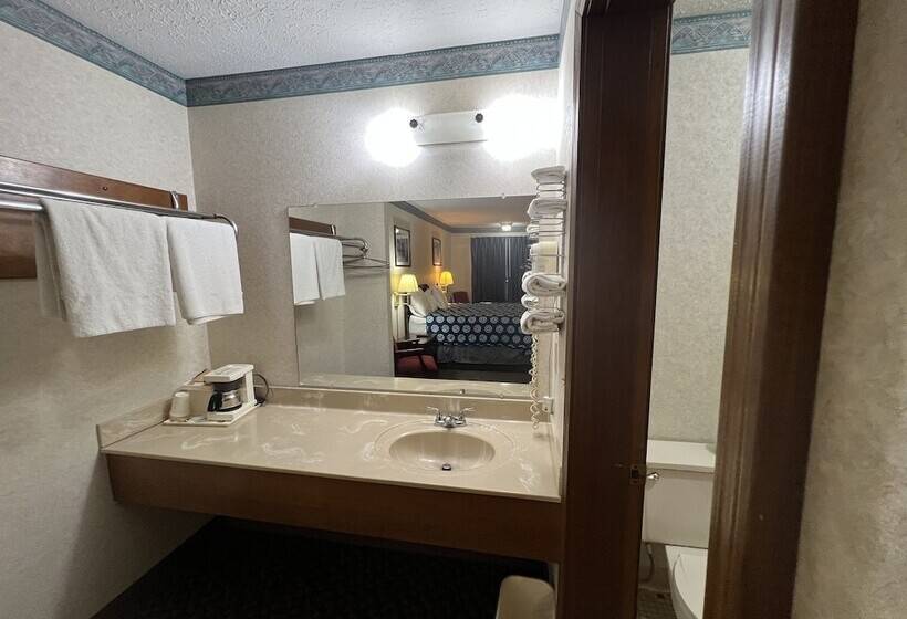 הוסטל Americas Inn Bardstown