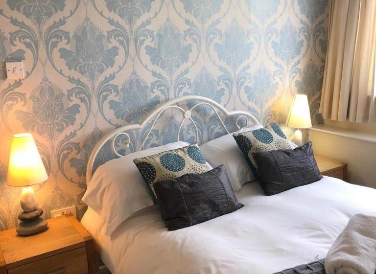 הוסטל The Strawbury Duck Inn