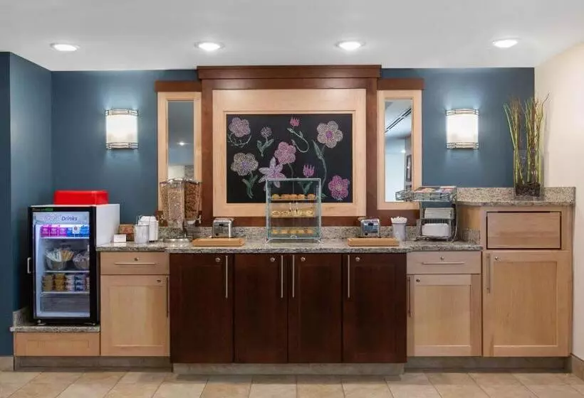 هتل Americinn By Wyndham Sioux Falls North