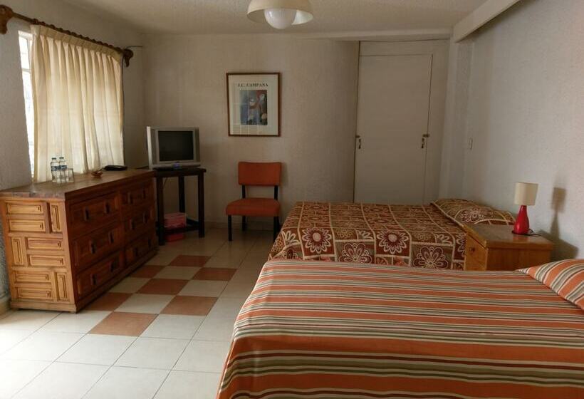 Пансион Anys Hostal