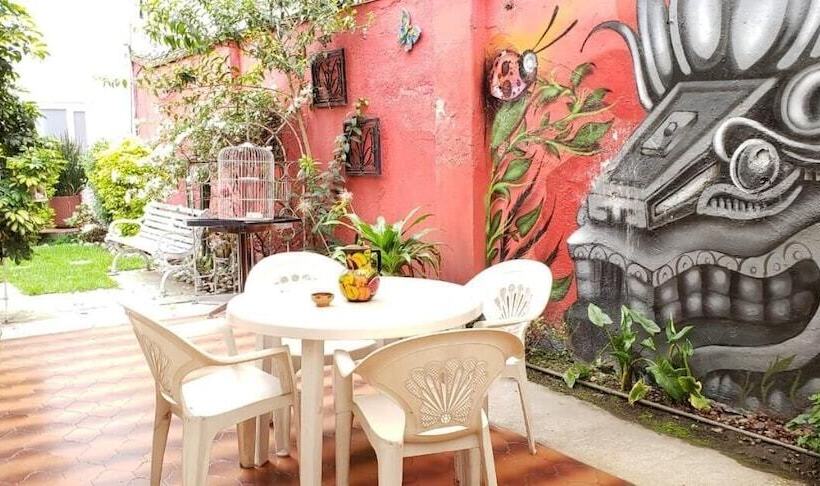 Пансион Anys Hostal