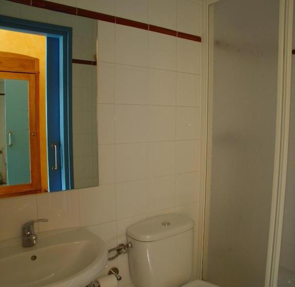 Pensão Hostal Adarnius