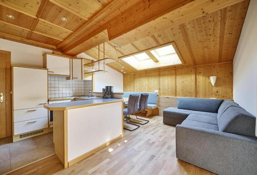 Пансион Landhaus Huber