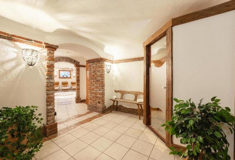 Пансион Landhaus Huber