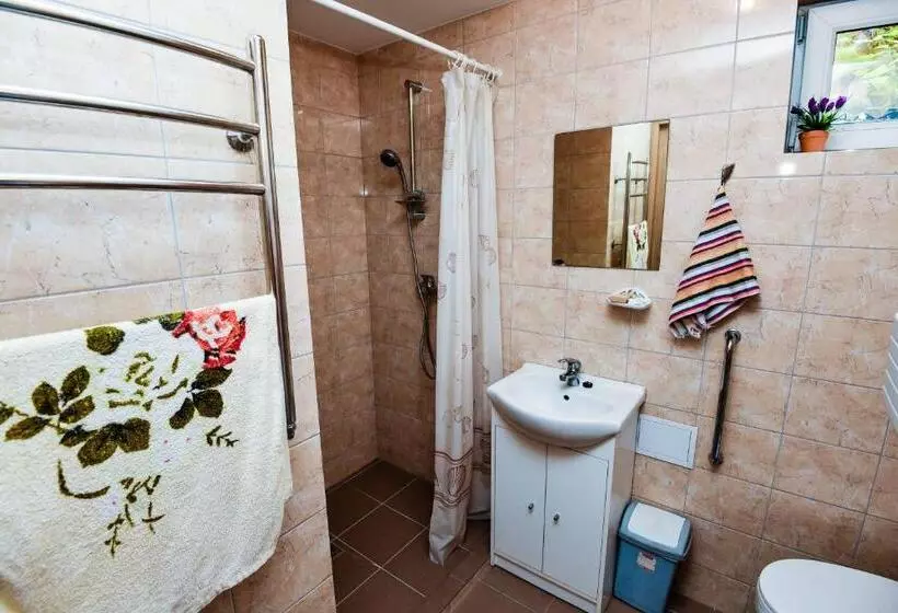 پانسیون Pas Bani