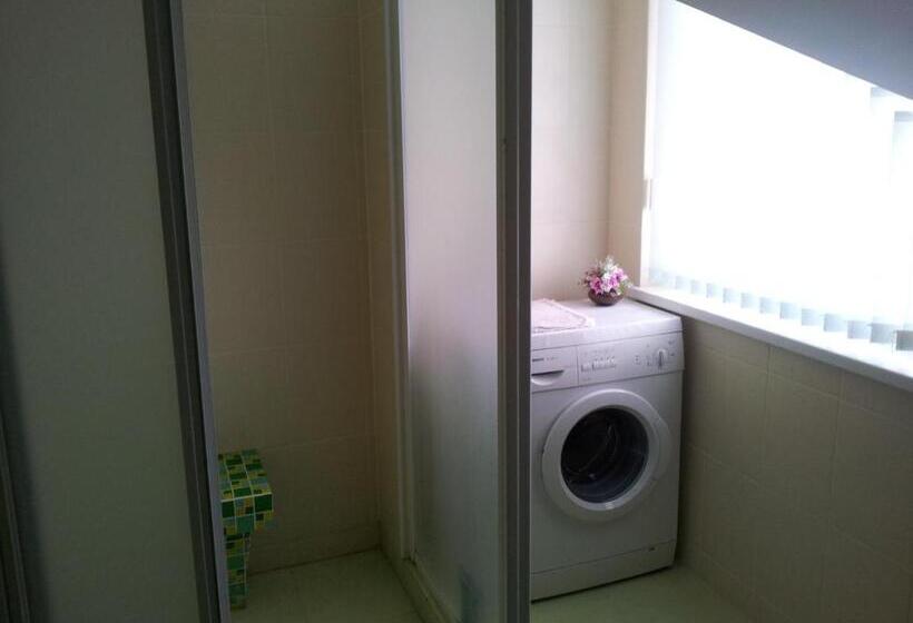 پانسیون Pas Bani