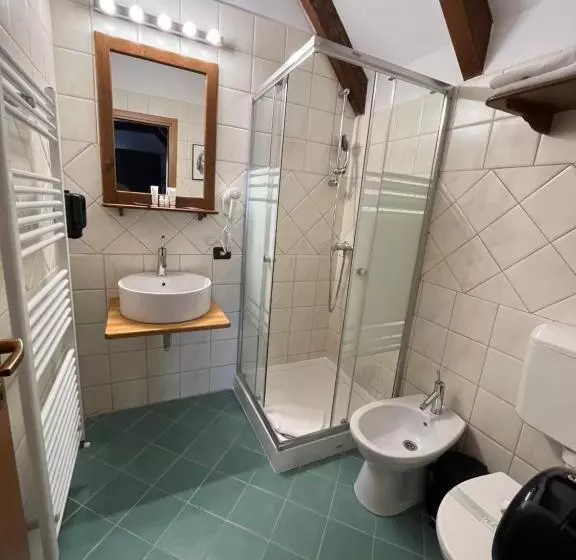 پانسیون Trattoria Al Gallo